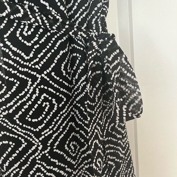 EUC- LOFT Dress Size M. - Picture 3 of 4